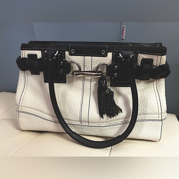 NWOT Coach Purse Black and white - Picture 7 of 16